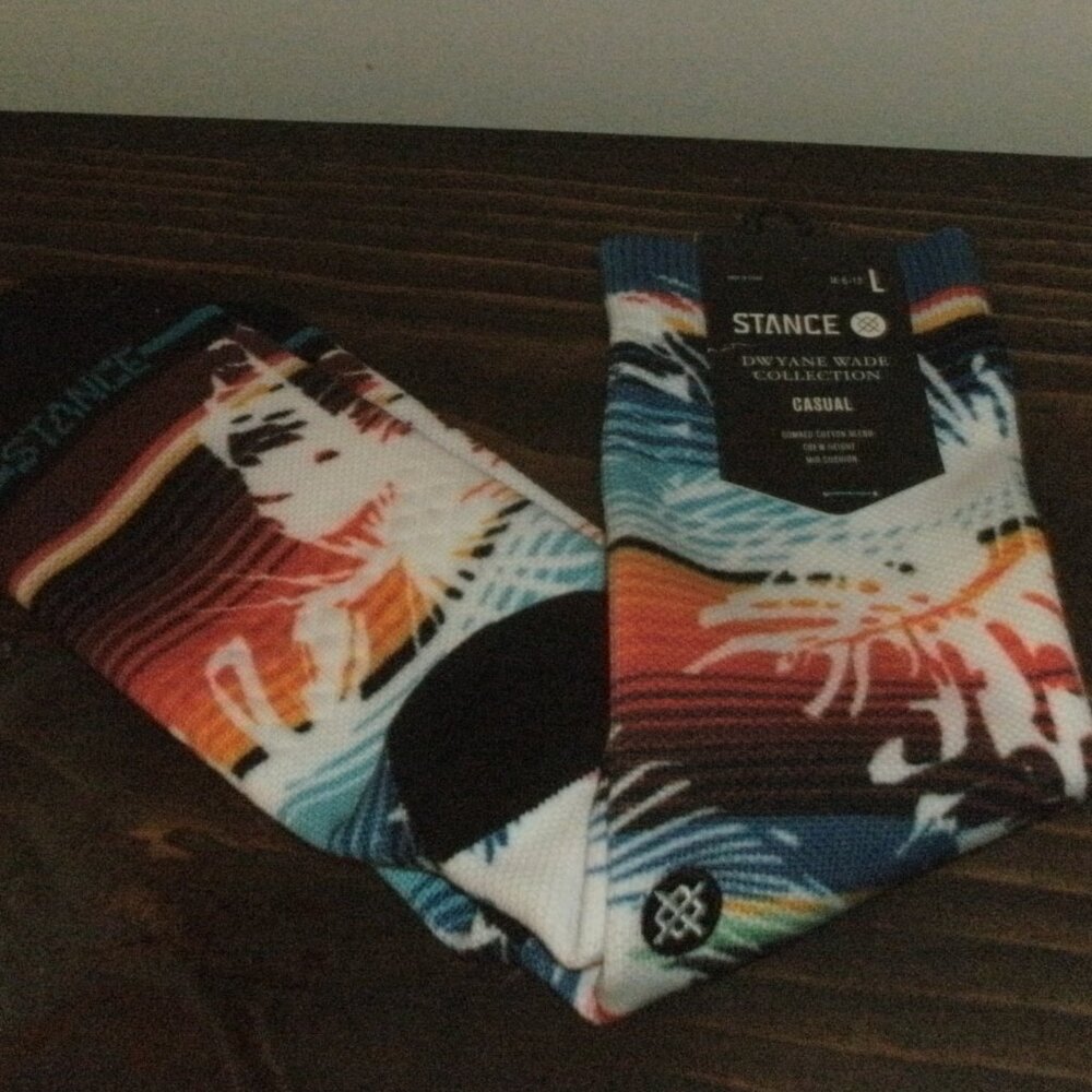 NWT Stance Dwyane Wade Collection Tropical Casual Crew Socks M 6-12 L NEW